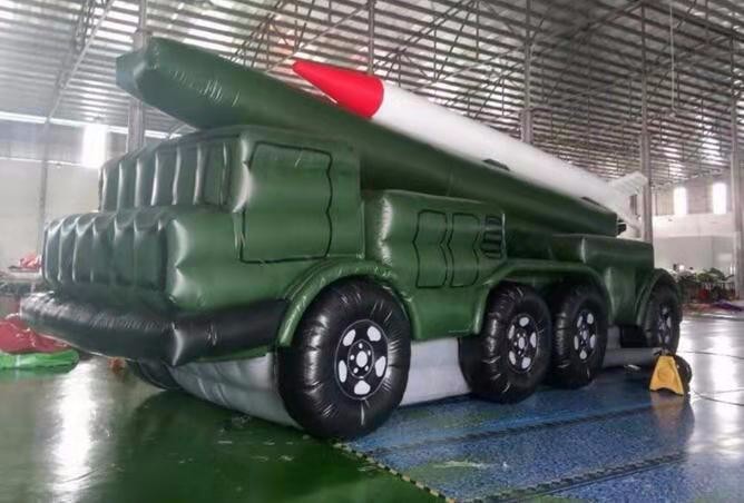 鹿寨仿真大型导弹车